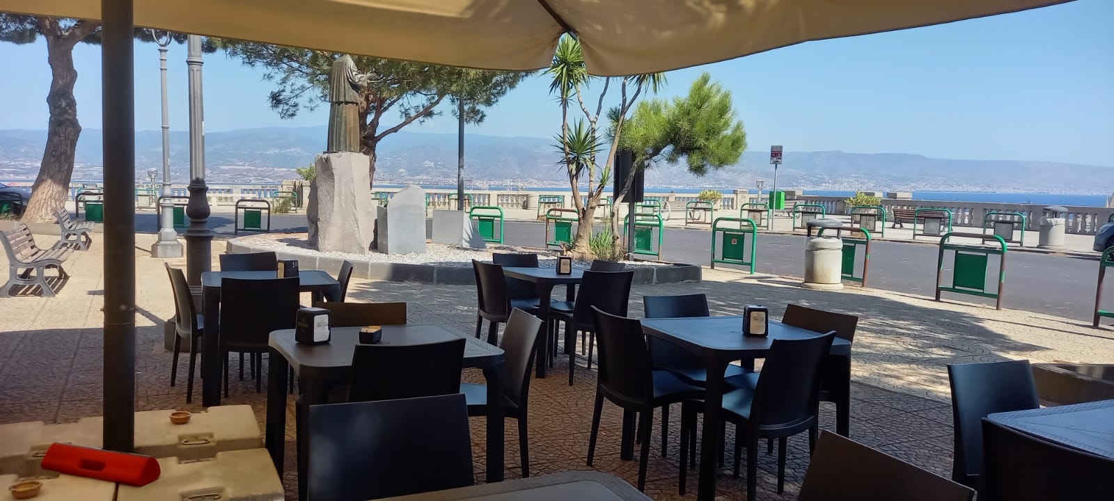 prenotazioni tavoli Aperitivo cristo re Messina Panorama sullo stretto di Messina